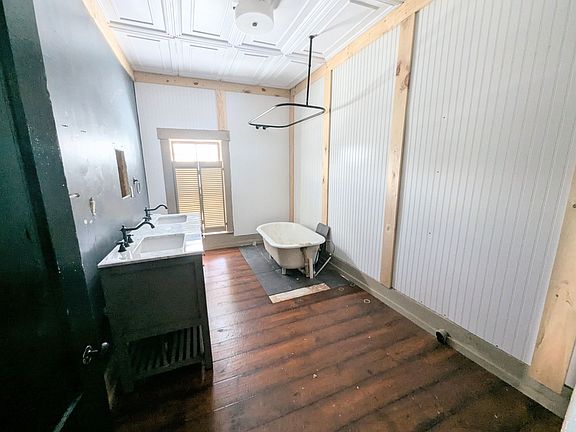 39th image of this home