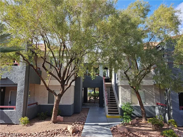 8600 W Charleston Blvd APT 2028, Las Vegas, NV 89117