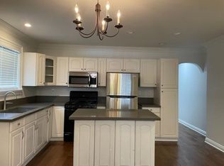 5730 Fountain Ave, Los Angeles, CA 90028