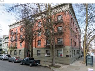 2109 NW Irving St UNIT 304, Portland, OR 97210