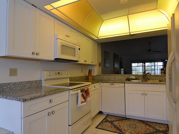 3rd image of 6184 SE Georgetown Pl