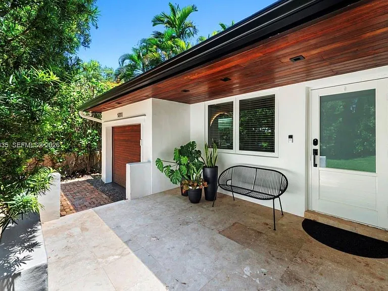 5711 Michelangelo St — Photo 4