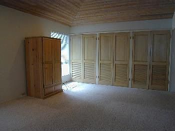 5th image of 2535 Banyan Dr