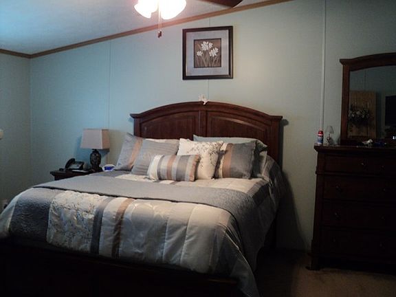5th image of 33 Penny Ln