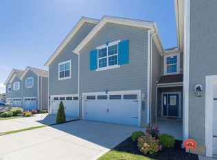 113 Larimar Dr #113, Willowick, OH 44095