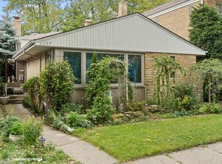 5332 N Virginia Ave, Chicago, IL 60625