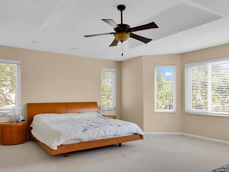 9022 Dupont Pl — Photo 14