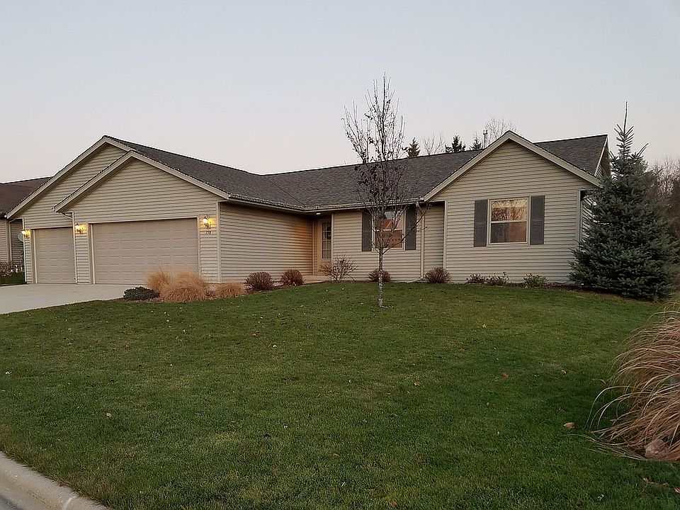 1st image of 158 River Meadows Dr