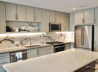 East Quarter Residences, Dallas, TX 75201