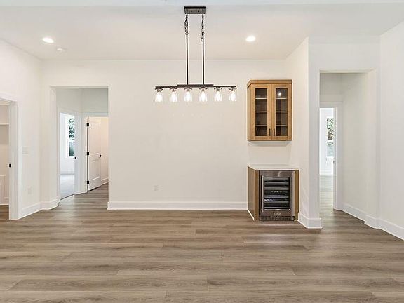 5th image of 120 Anahulu Ln