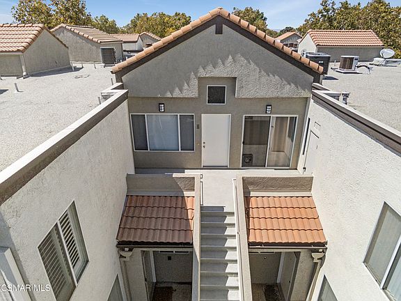 3rd image of 24420 Flaxwood Ln Unit 203