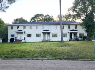 2232 N 1st Ave, Laurel, MS 39440