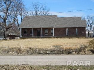 604 S Walnut St, Princeville, IL 61559