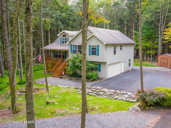 176 Sir Bradford Rd, Blakeslee, PA 18610