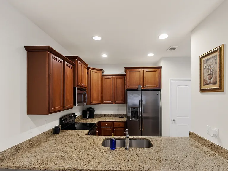 2121 Wilsons Plover Cir — Photo 5