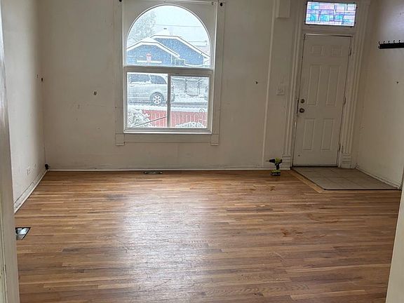 5th image of 4665 N Josephine Street