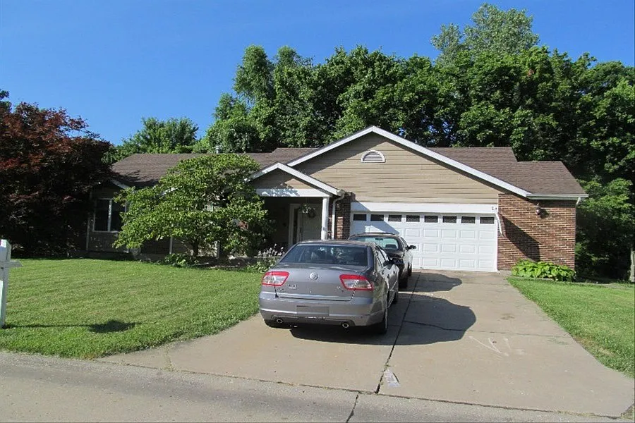 2848 Danube Way photo 1