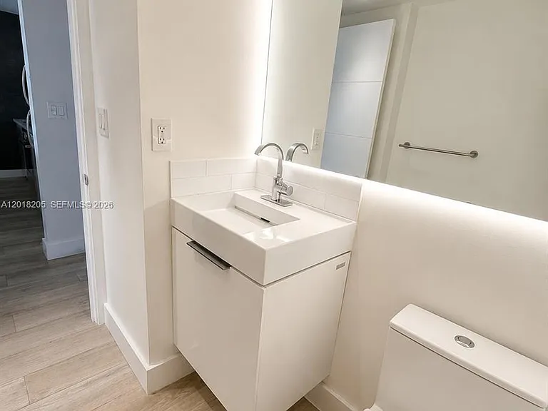 5 Island Ave #9B — Photo 11