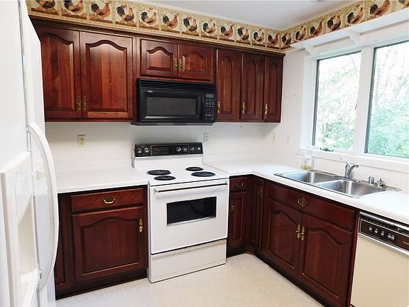 5th image of 1436 Knollwood Trl