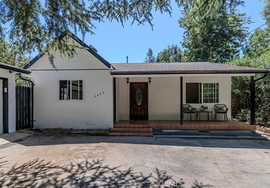 1st image of 3520 Glenrose Ave