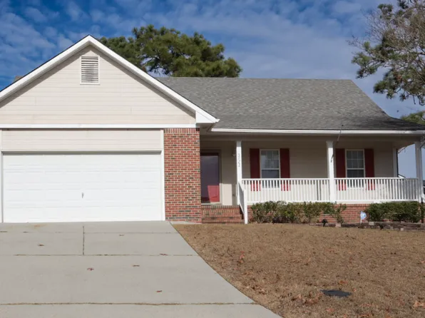 5722 Driver Cir, Hope Mills, NC 28348