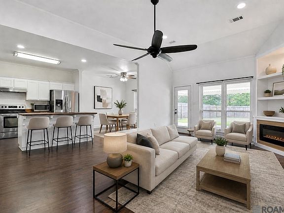 3rd image of 23531 Southpoint Dr