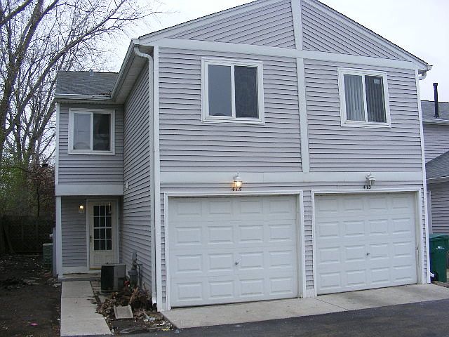 1st image of 415 Meadow Green Ln