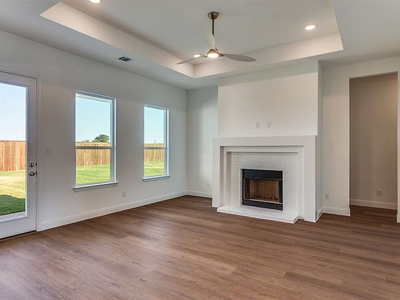 4th image of 130 Galena St
