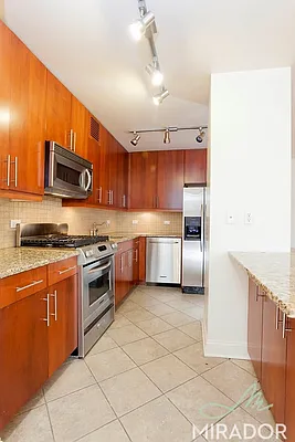 Rented by Mirador Real Estate | media 21