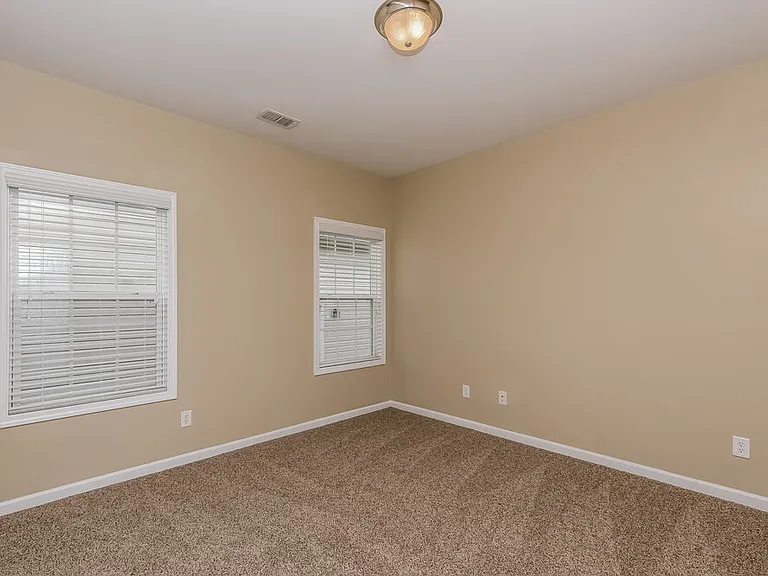 13633 Porter Creek Rd — Photo 14