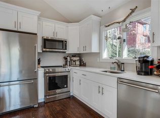 263 Locust Dr, Rocky Point, NY 11778