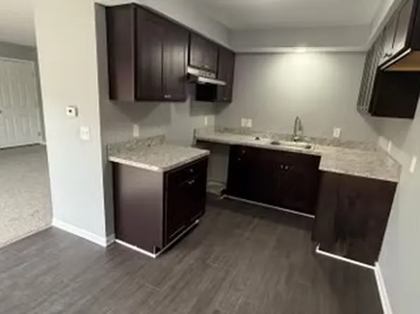 266 Clark St, Saline, MI