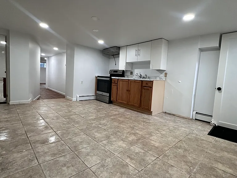 Dine-In Kitchen