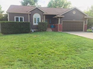 9827 W Savannah St, Wichita, KS 67215