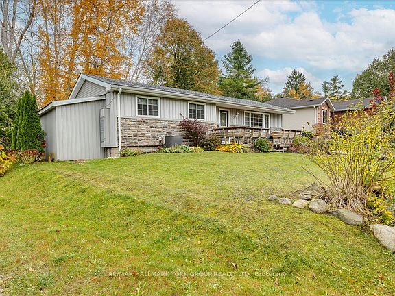 5th image of 33 Mourning Dove Rd