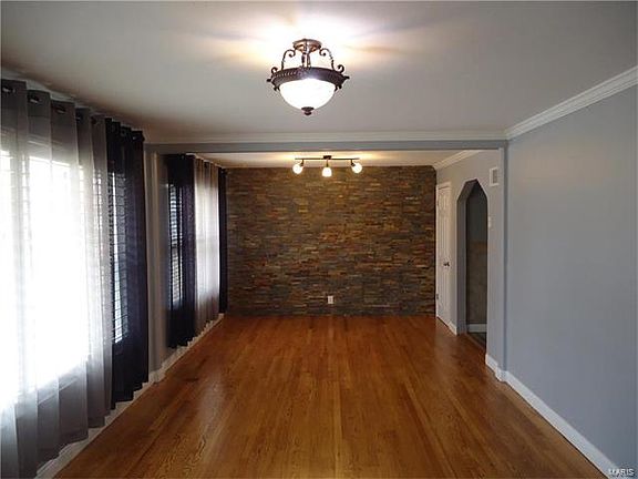 3rd image of 24 Buckley Meadows Dr