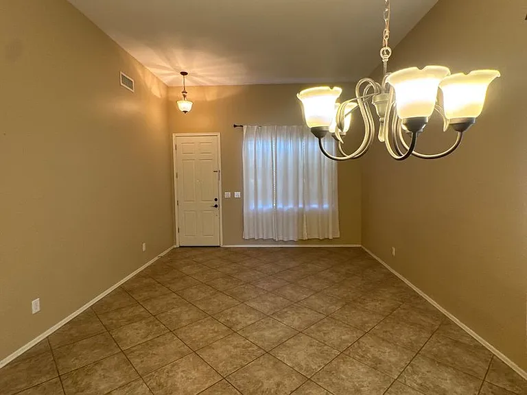 39208 N Parker Ln — Photo 20