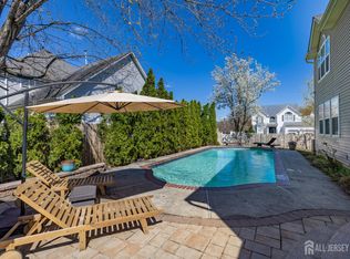 2 Kristen Ct, Matawan, NJ