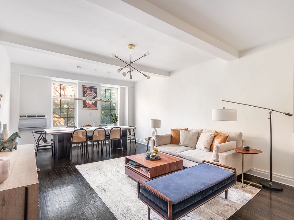 1st image of 470 W 24th St APT 3D