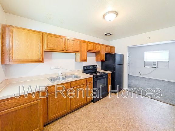 3rd image of 5432 Alpha Ave