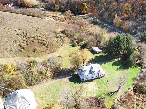 4th image of 3101 Irish Valley Rd