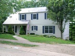 773 Pinoak Rd, Pittsburgh, PA 15243