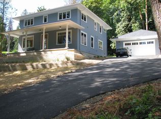 10743 SW 11th Dr, Portland, OR 97219