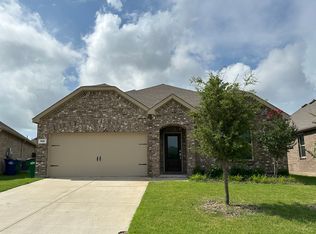 1132 N Churchill Dr, Fate, TX 75189