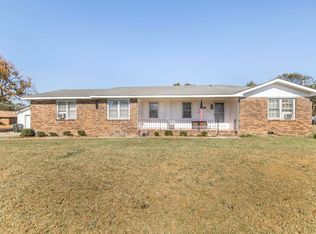 103 Horseshoe Dr, Warner Robins, GA 31093