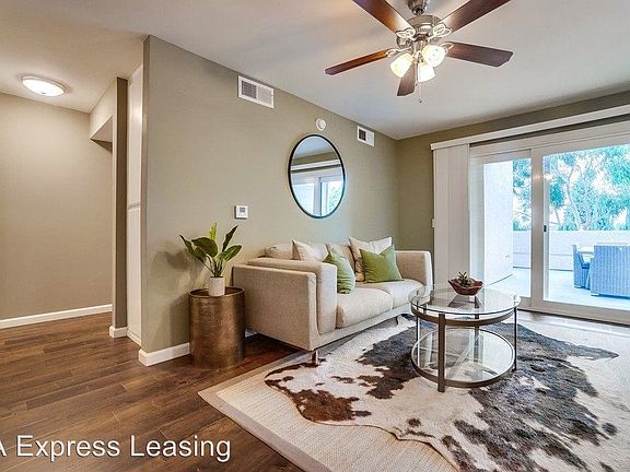5th image of 821 Austin Ave APT 202