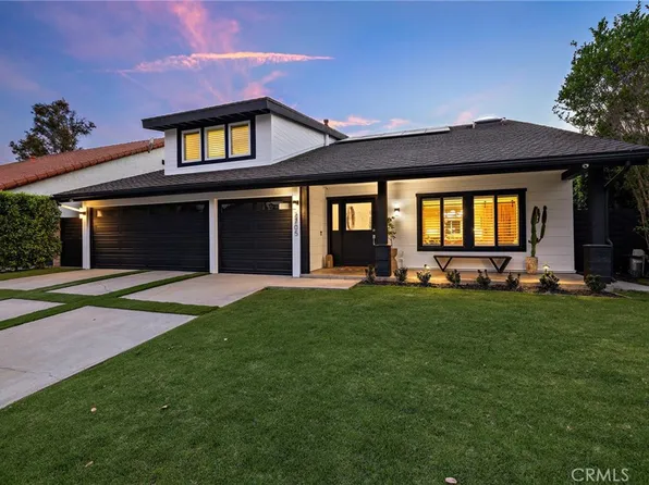 2705 Starbird Dr, Costa Mesa, CA 92626