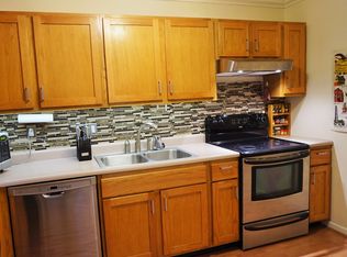 109 Hildred Dr, Burlington, VT 05401