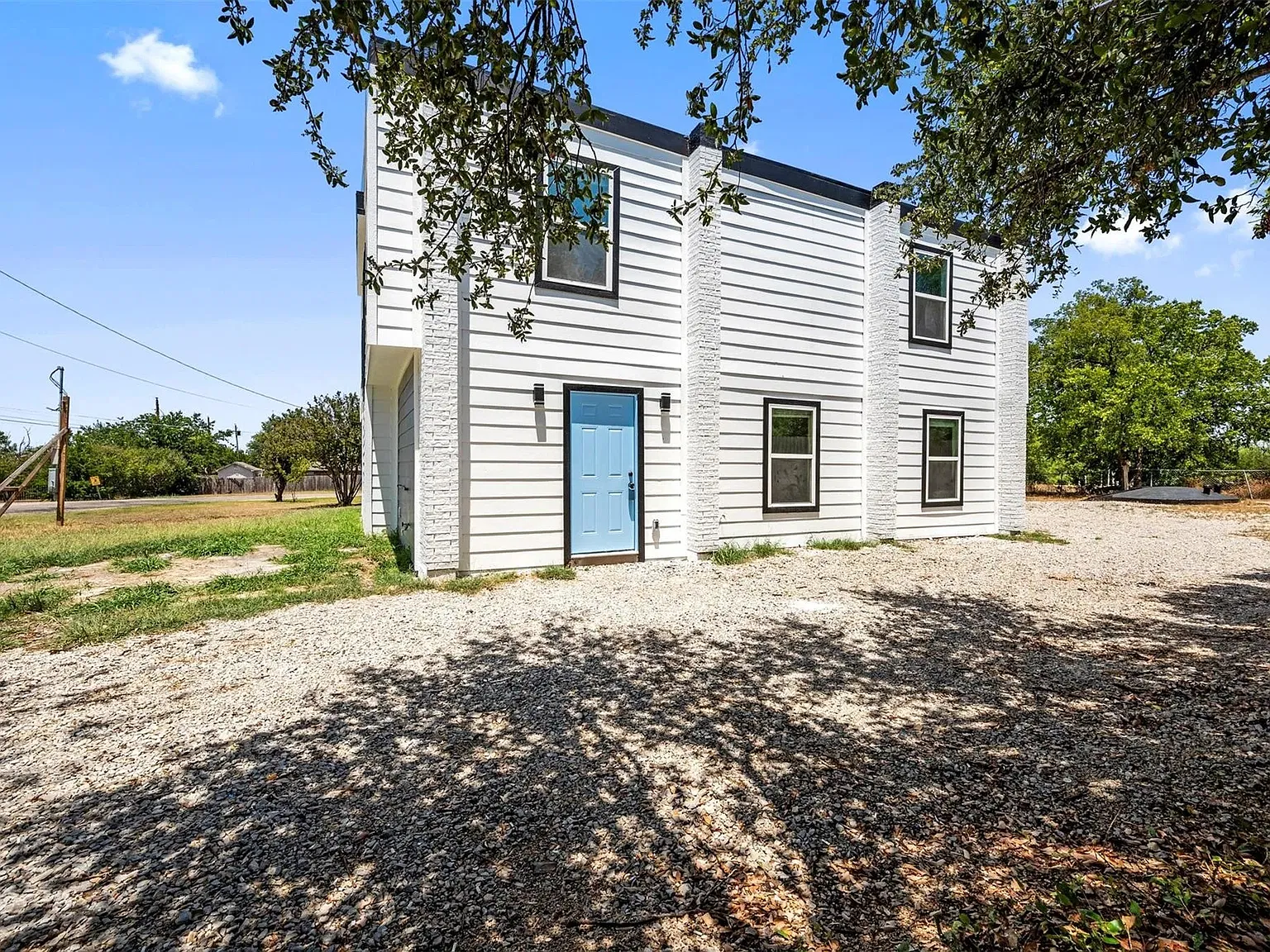 158 Lakeshore Drive - 1 — Photo 1