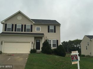 27 Brookeshire Dr, Fredericksburg, VA 22405